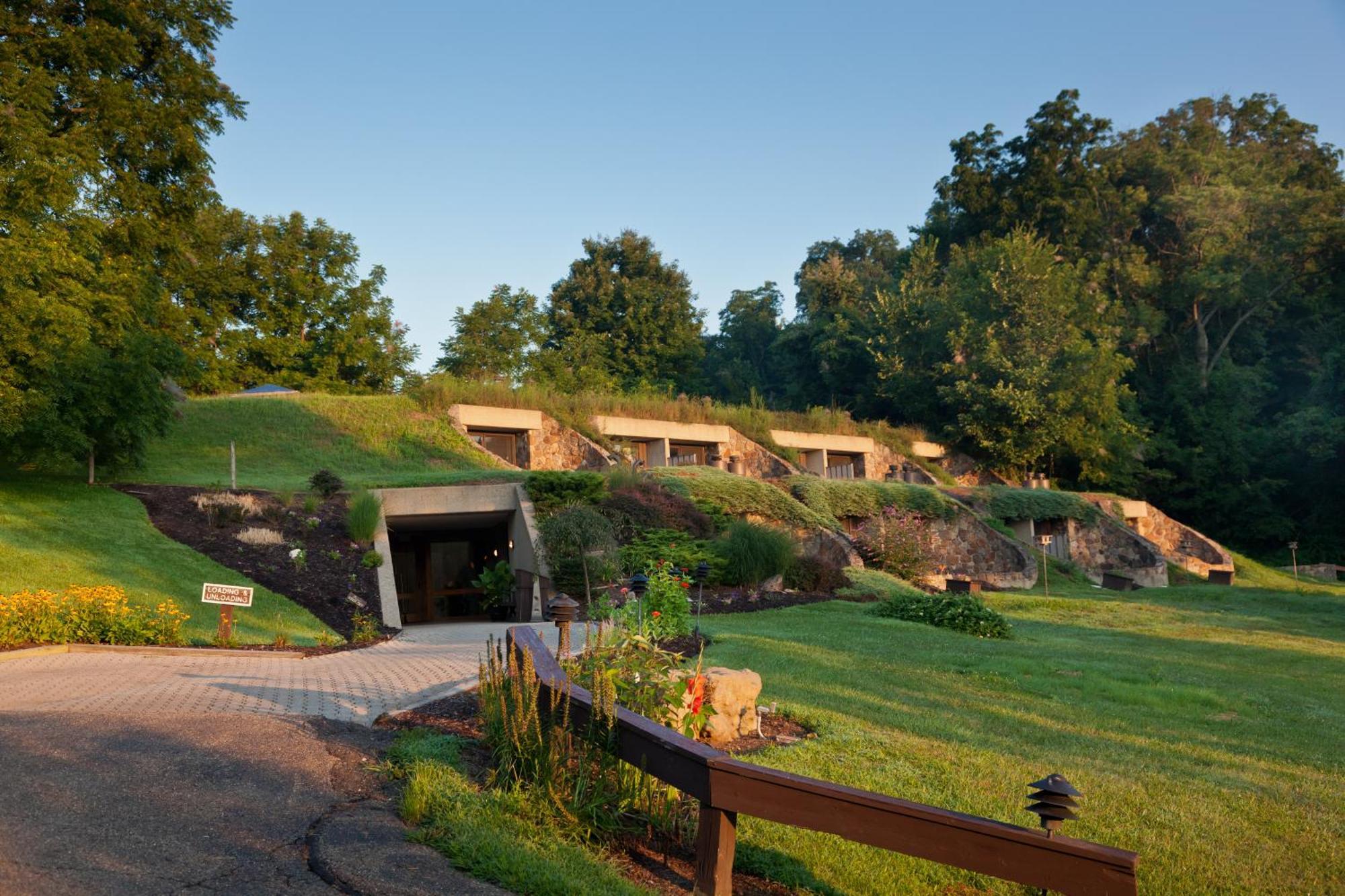 The Inn At Honey Run Millersburg Exterior foto